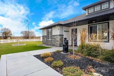 521 E 15th St, Rupert, ID 83350 - photo 4