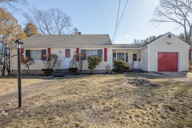 27 Arthur St, West Warwick, RI 02893 - photo 2