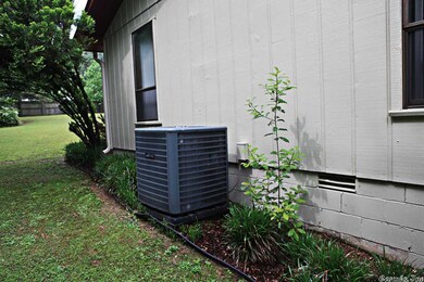 8 Thousand Oaks Cir, Conway, AR 72032 - photo 7