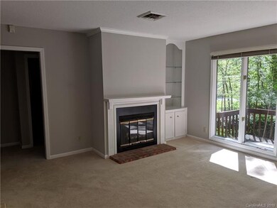 823 Coventry Ln, Statesville, NC 28677 - photo 7