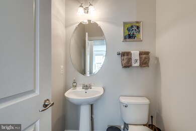 22122 Carnegie Place, Ashburn, VA 20148 - photo 6