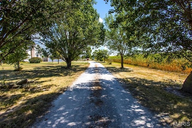 7882 State Route 4, Worden, IL 62097 - photo 2