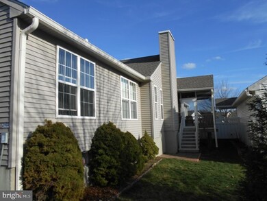 2102 White Fox Way unit 315, Glen Mills, PA 19342 - photo 2