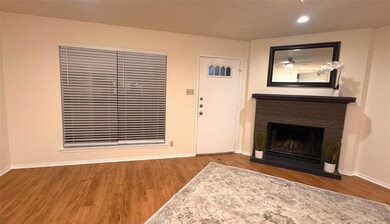 503 Algerita Dr unit B, Georgetown, TX 78628 - photo 3