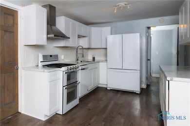 238 Santee Ave, Findlay, OH 45840 - photo 4