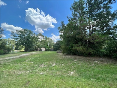 944 San Jose St, Lake Charles, LA 70611 - photo 4