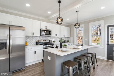 2312 Cloville Ave, Baltimore, MD 21214 - photo 3