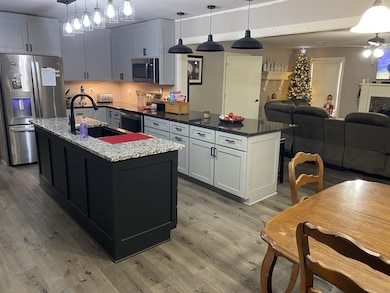 201 Glendale Cir, Pulaski, TN 38478 - photo 5