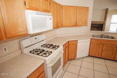 424 Cutler Place, Horizon City, TX 79928 - photo 5