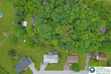 7320 W Hillcrest Ln, Slatington, PA 18080 - photo 7