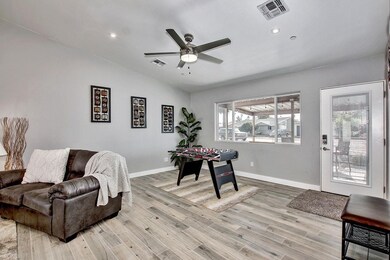 LivingRoom7-Cypress - 8102 (7)