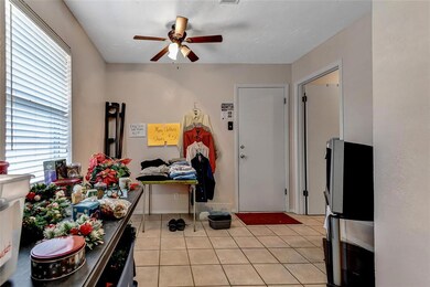 911 Boone Dr, Sherman, TX 75090 - photo 5