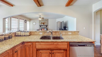 4601 W Memphis St, Broken Arrow, OK 74012 - photo 5