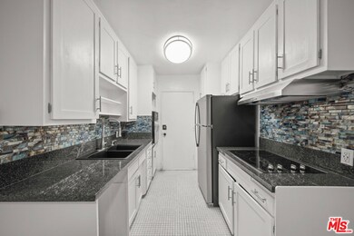 960 Larrabee St unit 104, West Hollywood, CA 90069 - photo 7