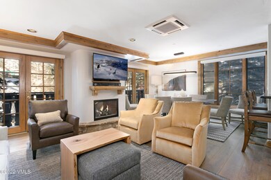Gravity Haus #7-002