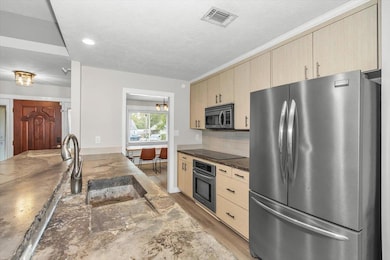 05-530 Adams Mill Ln-5