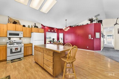 9554 Linden Rd, Nampa, ID 83687 - photo 4