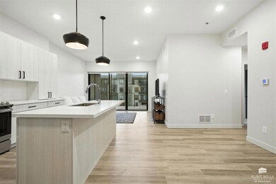 3022 Fieldhouse Cir unit 305, Manhattan, KS 66503 - photo 7