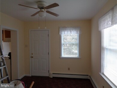1403 Olive St, Coatesville, PA 19320 - photo 4