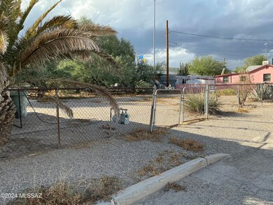 440 S Sentinel North on lot