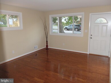 3303 Rosalie Ave, Parkville, MD 21234 - photo 4