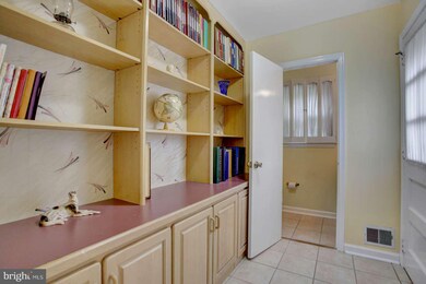 2782 Highland Ave, Broomall, PA 19008 - photo 6