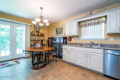 245 Berger Farm Dr, Mount Washington, KY 40047 - photo 7