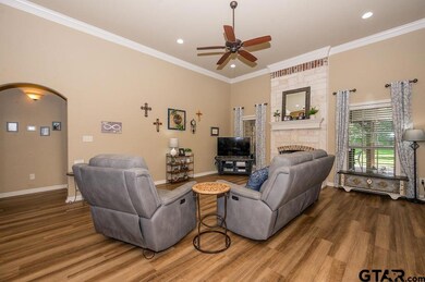 913 Dolores St, Tyler, TX 75703 - photo 6