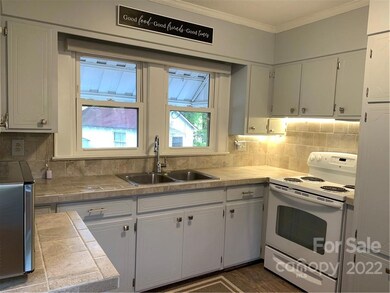 516 Margaret Dr, Statesville, NC 28677 - photo 5