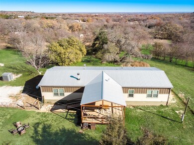 375 Victory Ln, Springtown, TX 76082 - photo 5