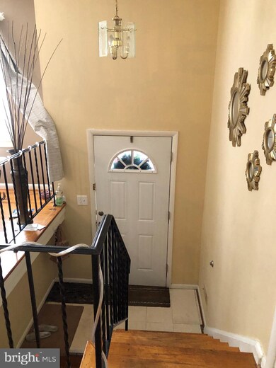 8703 Reicher St, Hyattsville, MD 20785 - photo 5