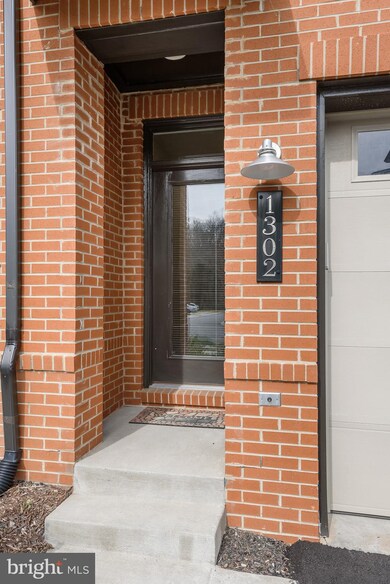 1302 White Feldspar Terrace SE, Leesburg, VA 20175 - photo 3