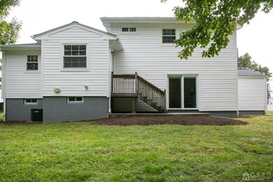 05. Rear, View 2
