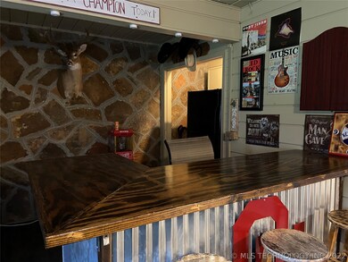 Bar area in den