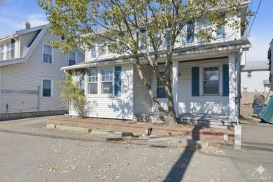 84 2nd St unit 80, Mineola, NY 11501 - photo 2