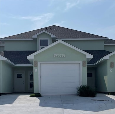1 Car Garage w/Additional Parking