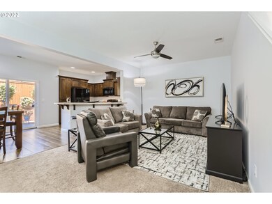 15897 SE Kingbird Dr, Clackamas, OR 97015 - photo 6