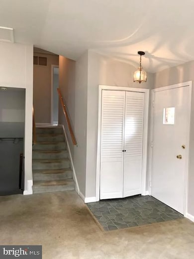 10933 Byrd Dr, Fairfax, VA 22030 - photo 7