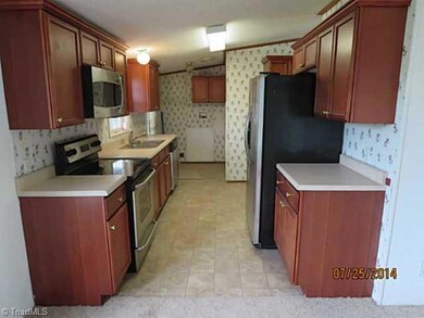 2651 Buffalo Ford Rd, Asheboro, NC 27205 - photo 2