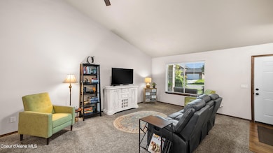 13421Polaris-LIVINGROOM (1)