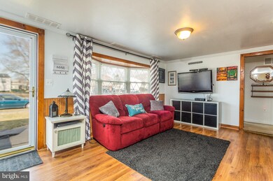 1306 Grayrock Rd, Newark, DE 19713 - photo 2