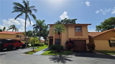 990 SW 113th Terrace, Pembroke Pines, FL 33025 - photo 3
