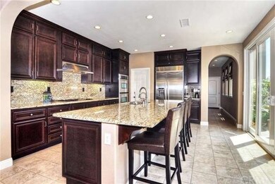 Cook top, double ovens and room to entertain for all your gatherings.