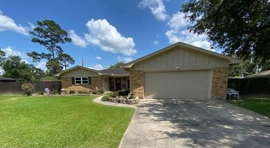 100 Aladdin Dr, Lumberton, TX 77657 - photo 2