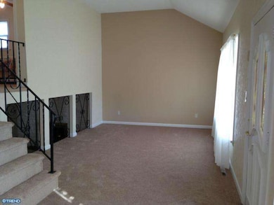 801 Fordham St, Delran, NJ 08075 - photo 3