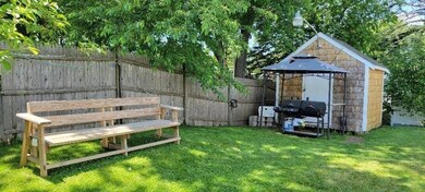 69 Salman St, West Roxbury, MA 02132 - photo 3