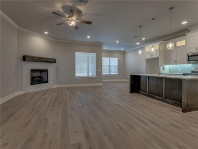 1321 Monterey Dr, Norman, OK 73072 - photo 5