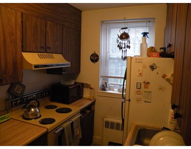 29 Englewood Ave unit 4, Brookline, MA 02445 - photo 5