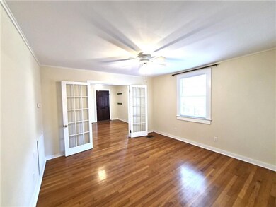 5324 Magazine St, New Orleans, LA 70115 - photo 2