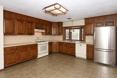 17 Charina Rd, Northborough, MA 01532 - photo 4